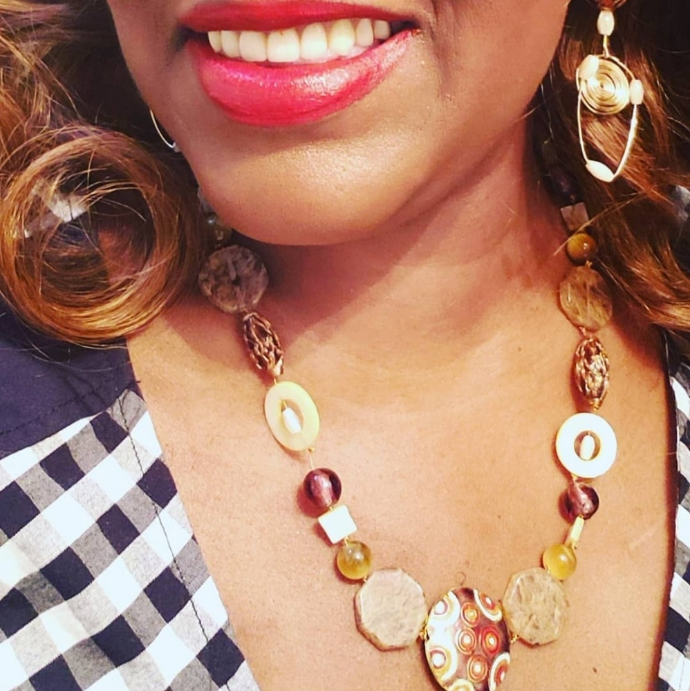 Necklaces, earrings and bracelet set